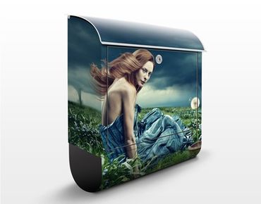Cassetta postale Woman At Storm 39x46x13cm