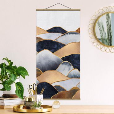 Quadro su tessuto con stecche per poster - Elisabeth Fredriksson - Oro Monti Acquerello - Verticale 2:1