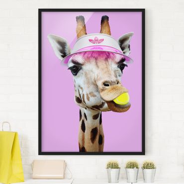 Poster con cornice - Giraffa nel tennis - Verticale 4:3