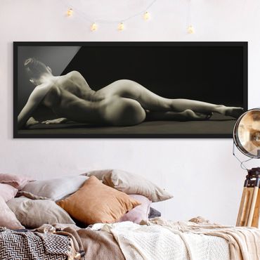Poster con cornice - Donna Sdraiata - Panorama formato orizzontale