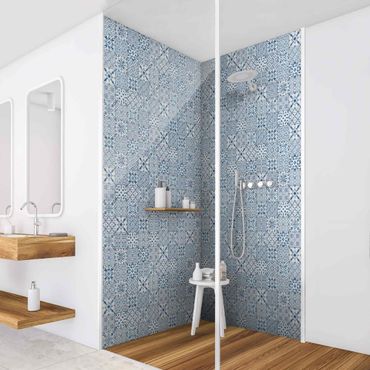 Rivestimento per doccia - Piastrelle con disegni in blu e bianco