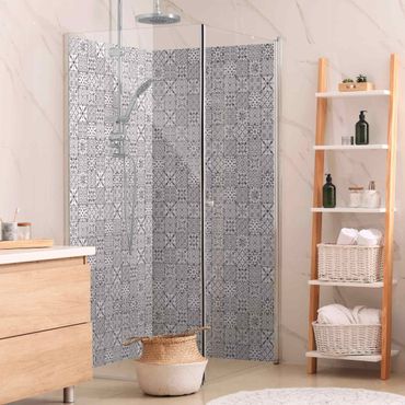 Rivestimento per doccia - Disegno di piastrelle in grigio e bianco