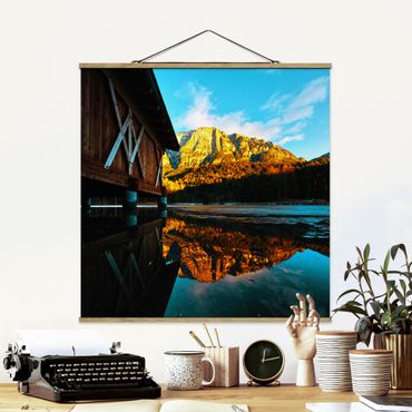 Foto su tessuto da parete con bastone - Riflesso delle montagne nelle Dolomiti - Quadrato 1:1