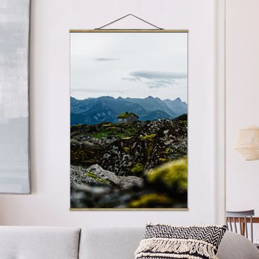 Foto su tessuto da parete con bastone - Baita desolata in Norvegia - Verticale 2:3