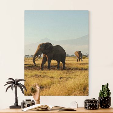 Quadro su tela naturale - Elefanti davanti al Kilimangiaro in Kenya - Formato verticale 3:4