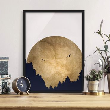 Poster con cornice - Luna dorata nella foresta