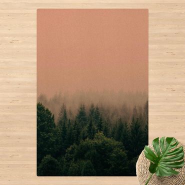 Tappetino di sughero - Foresta nella nebbia del crepuscolo - Formato verticale 2:3