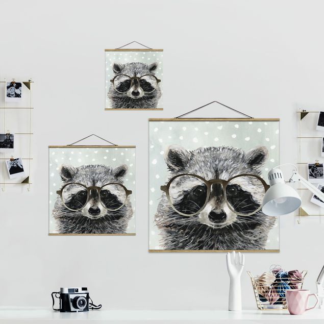 Quadro su tessuto con stecche per poster - Animali Occhialuto - Raccoon - Quadrato 1:1