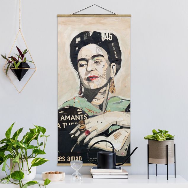 Quadro su tessuto con stecche per poster - Frida Kahlo - Collage No.4 - Verticale 2:1