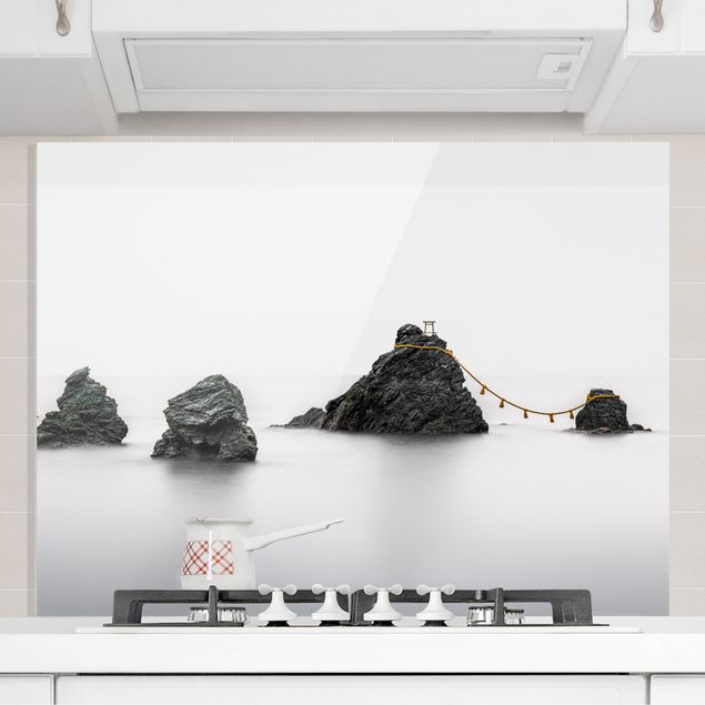 paraschizzi cucina vetro magnetico Meoto Iwa - Le rocce della coppia sposata