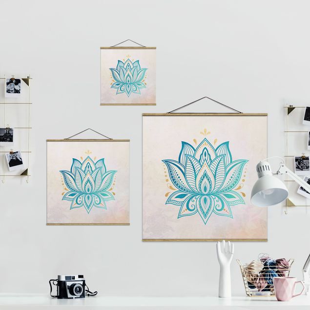 Quadro su tessuto con stecche per poster - Lotus Mandala illustrazione oro blu - Quadrato 1:1
