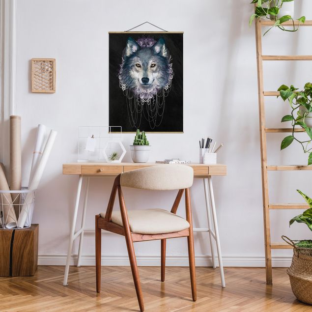 Foto su tessuto da parete con bastone - Laura Graves - Illustrazione del lupo Boho Dreamcatcher nero - Verticale 4:3