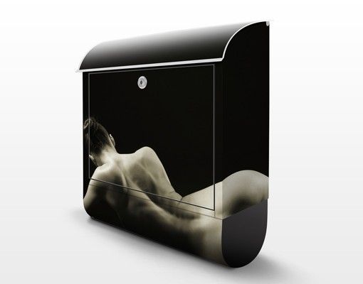 Cassetta postale Lying Female Nude 39x46x13cm