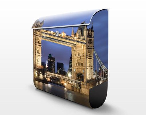 Cassetta postale Tower Bridge At Night 39x46x13cm
