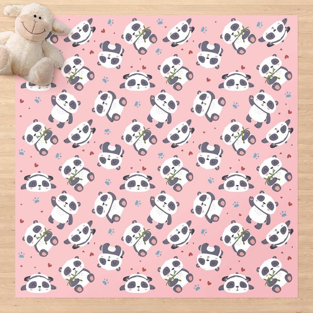 Tappeto per terrazzo esterno Tenero panda con impronte di zampe e cuori rosa pastello