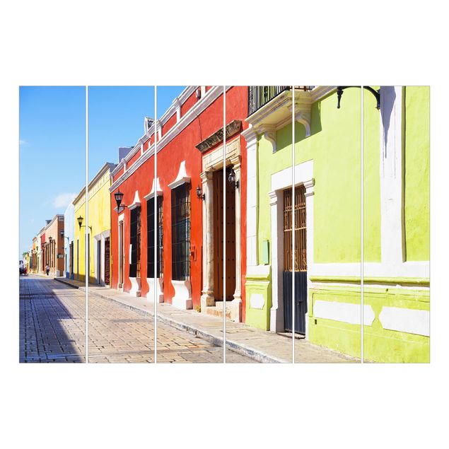 Tende scorrevoli su binario Fronti di case colorate