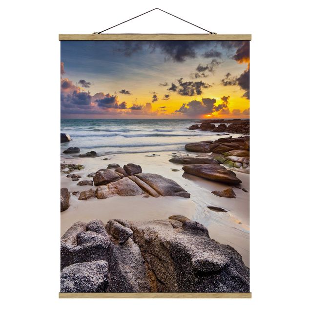 Foto su tessuto da parete con bastone - Sunrise Beach In Thailandia - Verticale 4:3