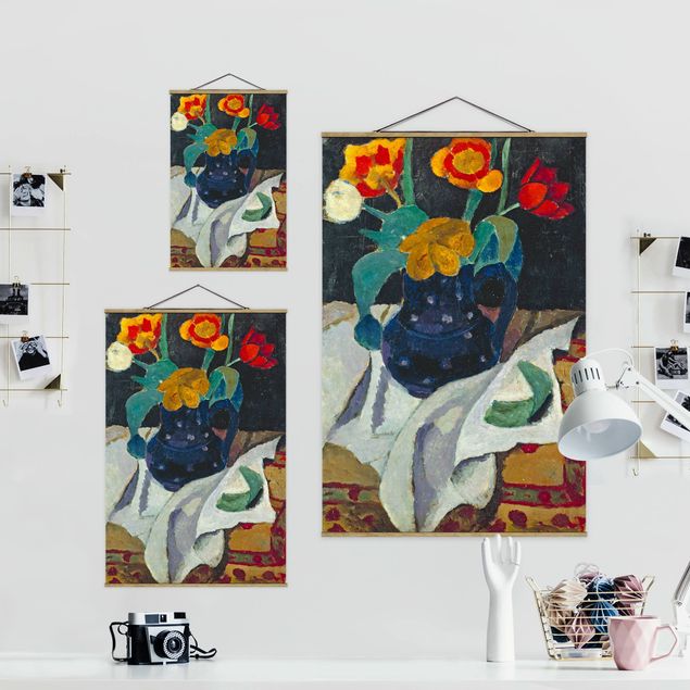 Foto su tessuto da parete con bastone - Paula Modersohn-Becker - Natura morta con tulipani - Verticale 3:2