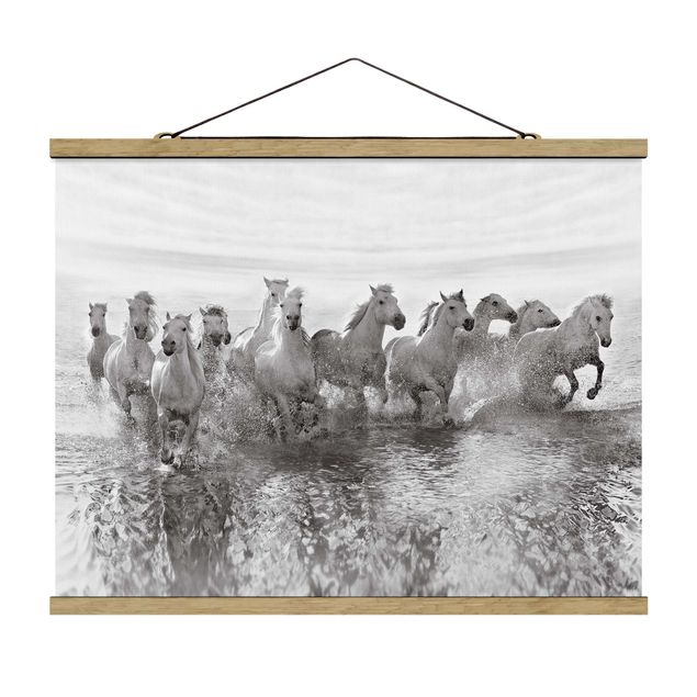 Foto su tessuto da parete con bastone - White Horses Nel Mare - Orizzontale 3:4