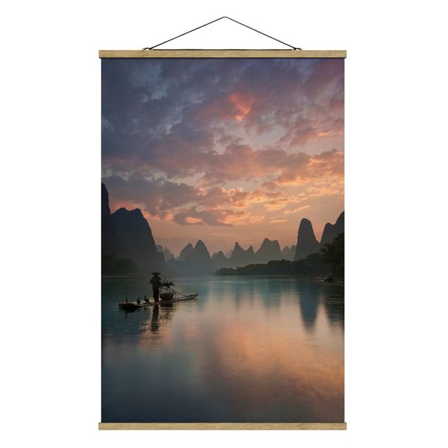 Foto su tessuto da parete con bastone - Alba sul fiume cinese - Verticale 3:2