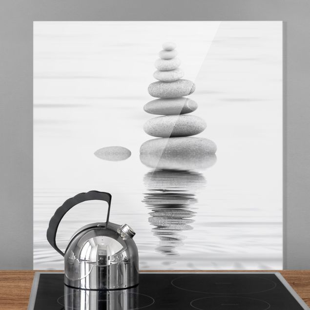 paraschizzi cucina vetro magnetico Torre di pietra in acqua in bianco e nero