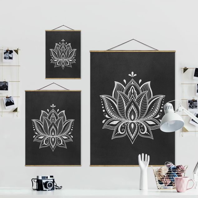 Foto su tessuto da parete con bastone - Lotus Illustrazione Bianco Nero - Verticale 4:3