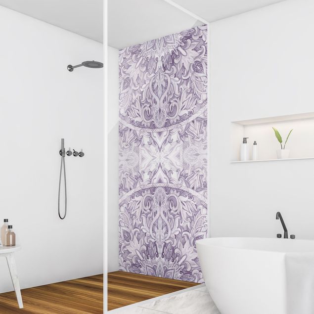 Rivestimento per doccia - Ornamento mandala in acquerello violetto