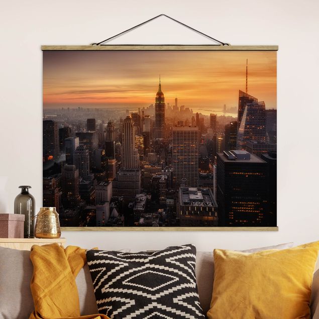 Foto su tessuto da parete con bastone - Manhattan Skyline Evening - Orizzontale 3:4