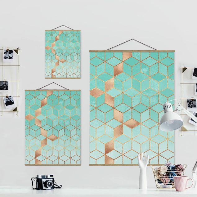 Foto su tessuto da parete con bastone - Elisabeth Fredriksson - Turchese Bianco d'oro Geometria - Verticale 4:3