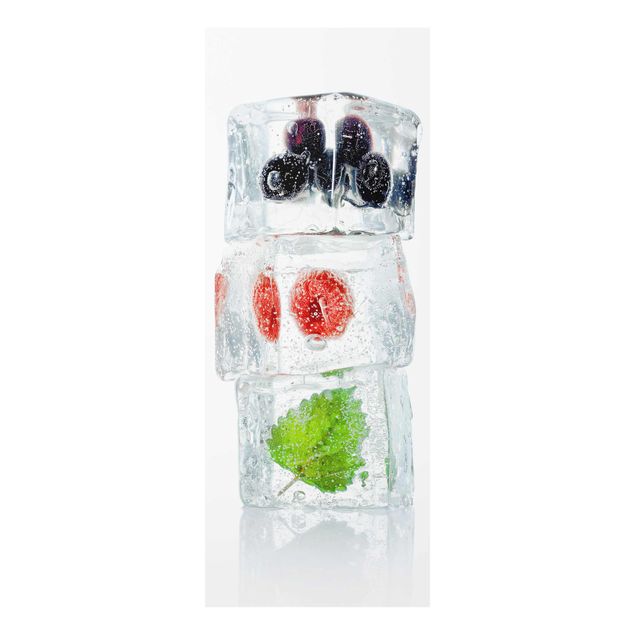 Quadro in vetro - Raspberry lemon balm and blueberries in ice cube - Pannello