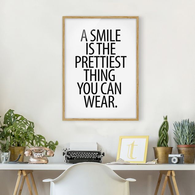Poster con cornice - A Smile Is The Prettiest Thing Sans Serif - Verticale 4:3