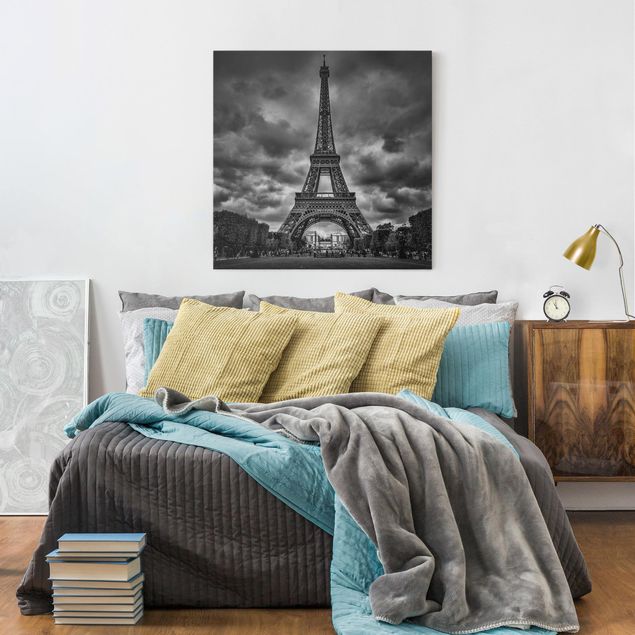 Stampe su tela città Torre Eiffel davanti alle nuvole in bianco e nero