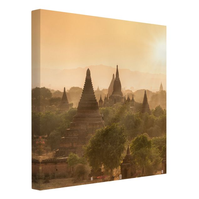 Riproduzioni su tela Il sole che tramonta su Bagan