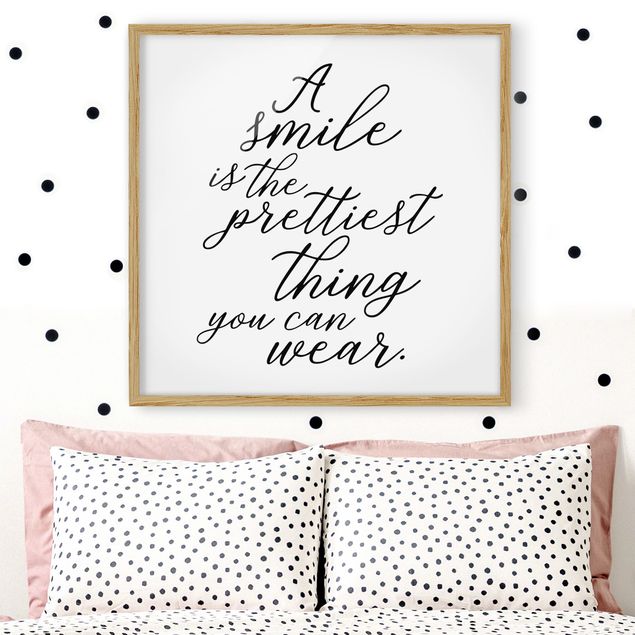 Poster con cornice - A Smile Is The Prettiest Thing - Quadrato 1:1