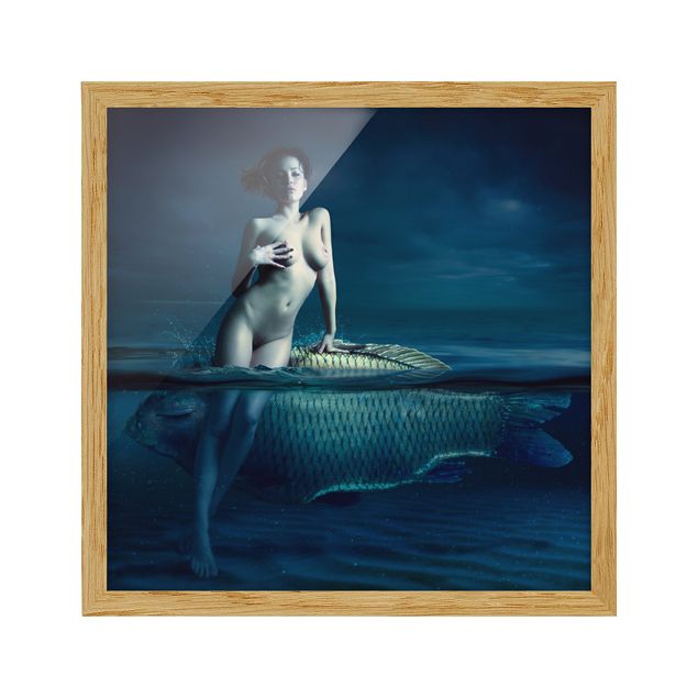 Poster con cornice - Nude With Fish - Quadrato 1:1