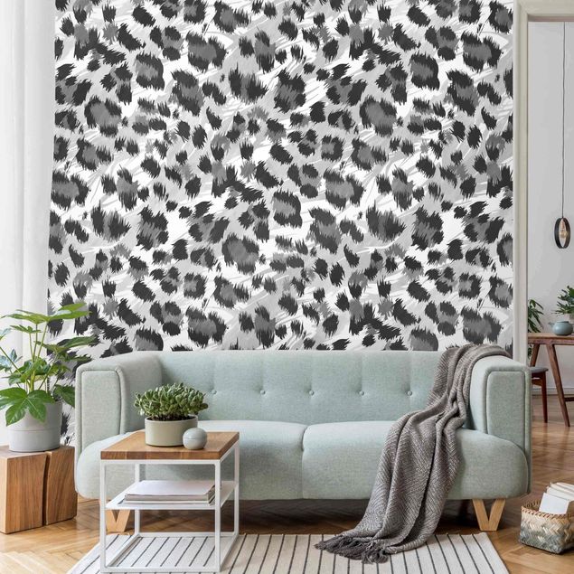 carta da parati grigia camera da letto Motivo leopardato con struttura in acquerello grigio