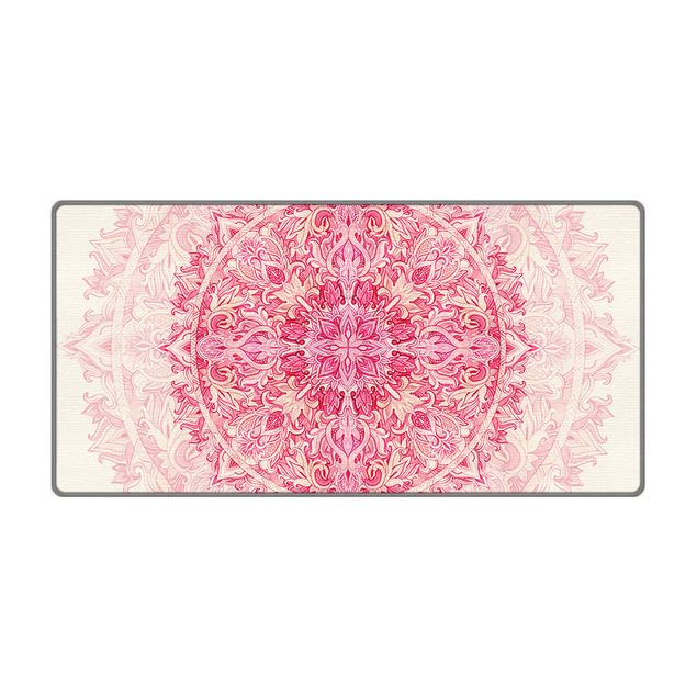 Tappeti  - Ornamento mandala in acquerello rosa