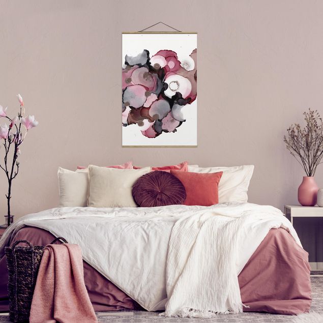 Foto su tessuto da parete con bastone - Gocce rosa e beige con oro rosé - Verticale 2:3