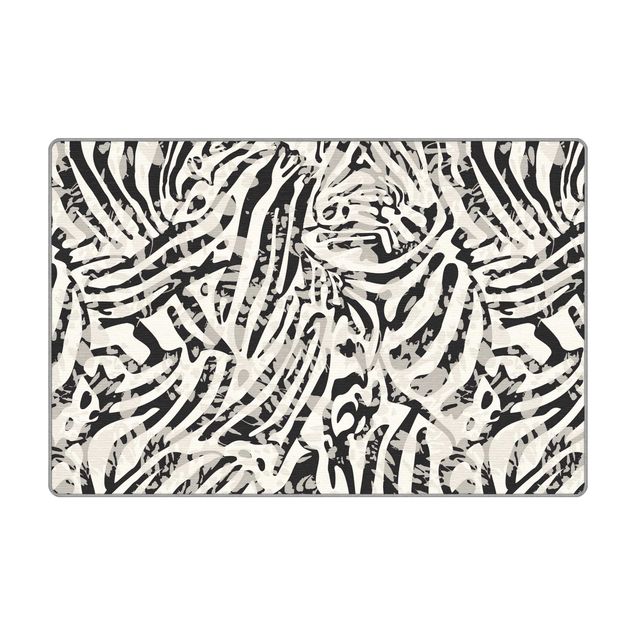 Tappeti  - Motivo zebrato in tonalità di grigio