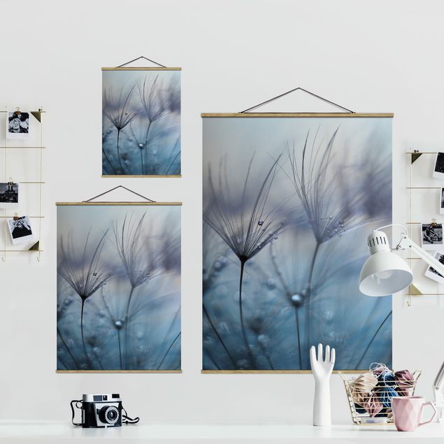 Foto su tessuto da parete con bastone - Piume blu Sotto La Pioggia - Verticale 4:3
