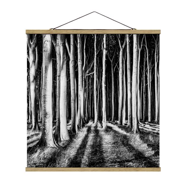 Quadro su tessuto con stecche per poster - Spooky foresta - Quadrato 1:1