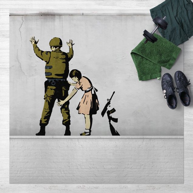 Tappeto da balcone Soldato e ragazza - Brandalised ft. Graffiti by Banksy