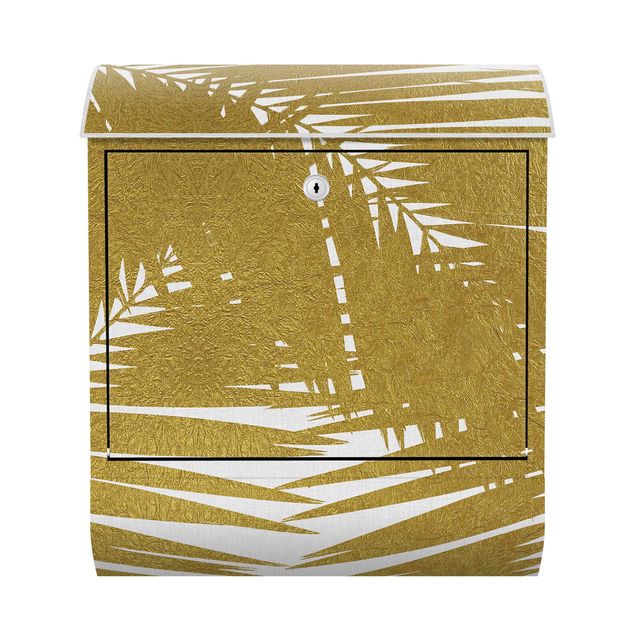 Cassetta postale - Scorcio tra foglie di palme dorate