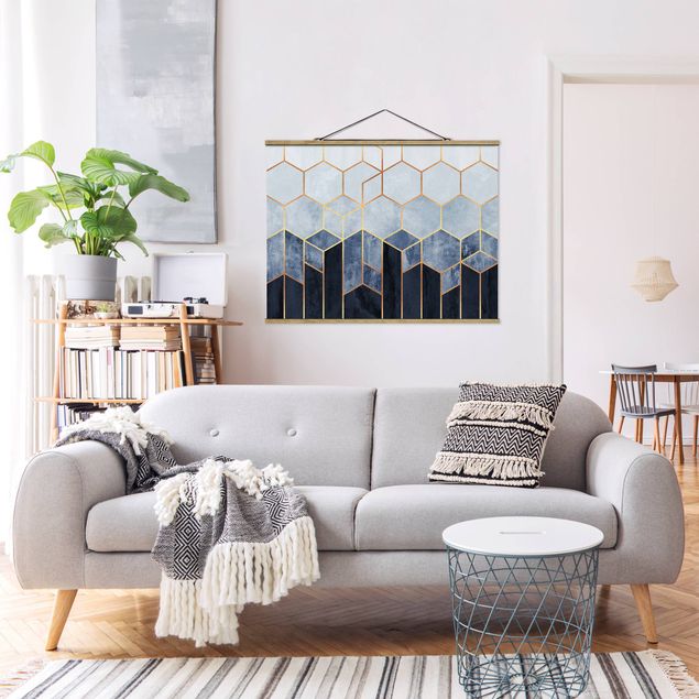 Foto su tessuto da parete con bastone - Elisabeth Fredriksson - Oro Esagoni Blu Bianco - Orizzontale 3:4