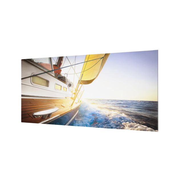 Paraschizzi in vetro - Sailboat On Blue Sea In Sunshine