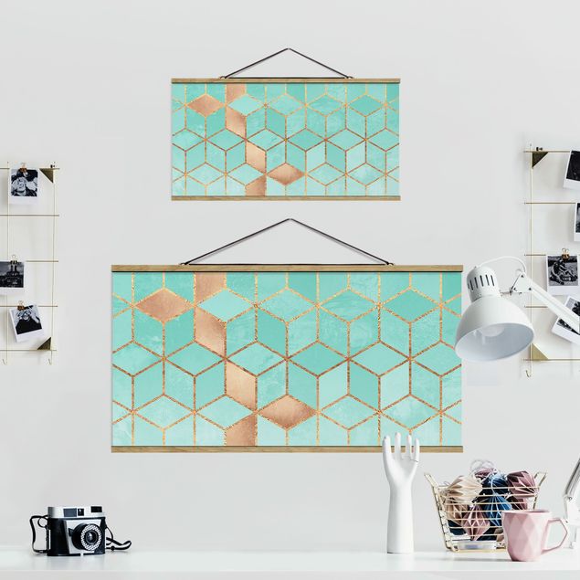 Foto su tessuto da parete con bastone - Elisabeth Fredriksson - Turchese Bianco d'oro Geometria - Orizzontale 1:2
