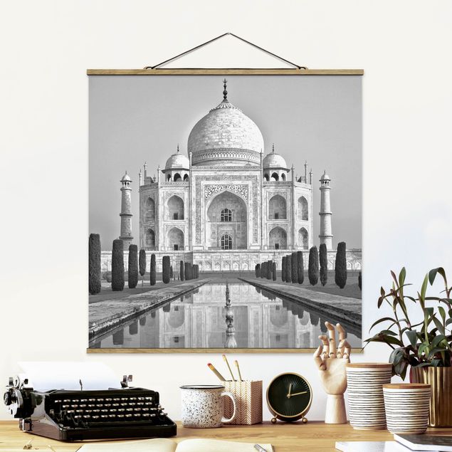Quadro su tessuto con stecche per poster - Taj Mahal With Garden - Quadrato 1:1