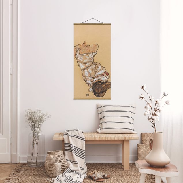 Quadro su tessuto con stecche per poster - Egon Schiele - Torso femminile in biancheria intima - Verticale 2:1