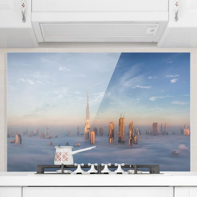 paraschizzi vetro magnetico Dubai sopra le nuvole