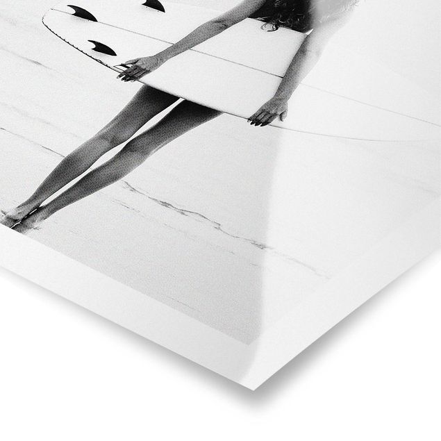 Poster riproduzione - Ragazza surfista rilassata con tavola